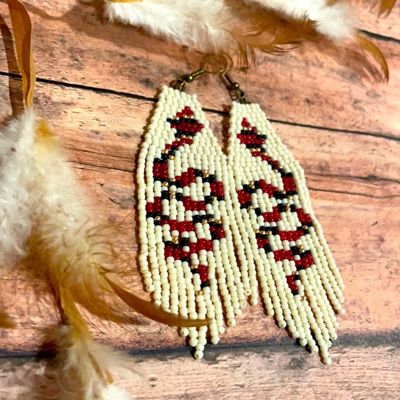 Snake beaded earring - Picture 3 of 4